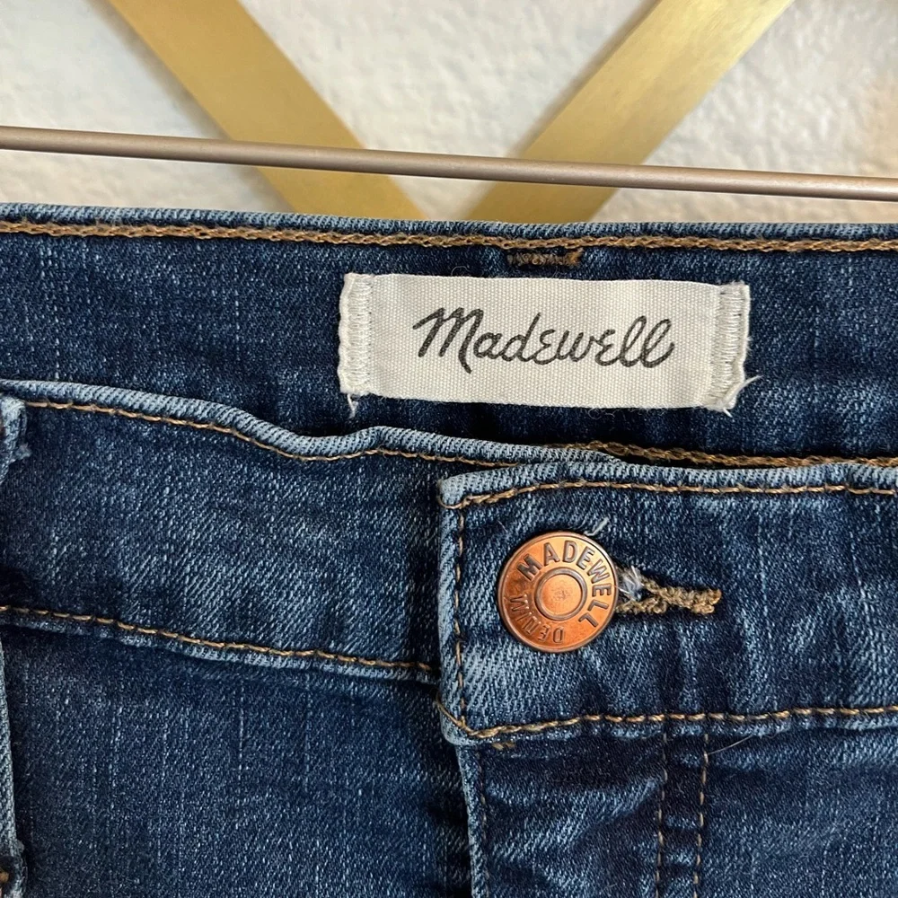 Madewell 10” High Rise Skinny 31T Dark Wash Raw Hem - Picture 3 of 8